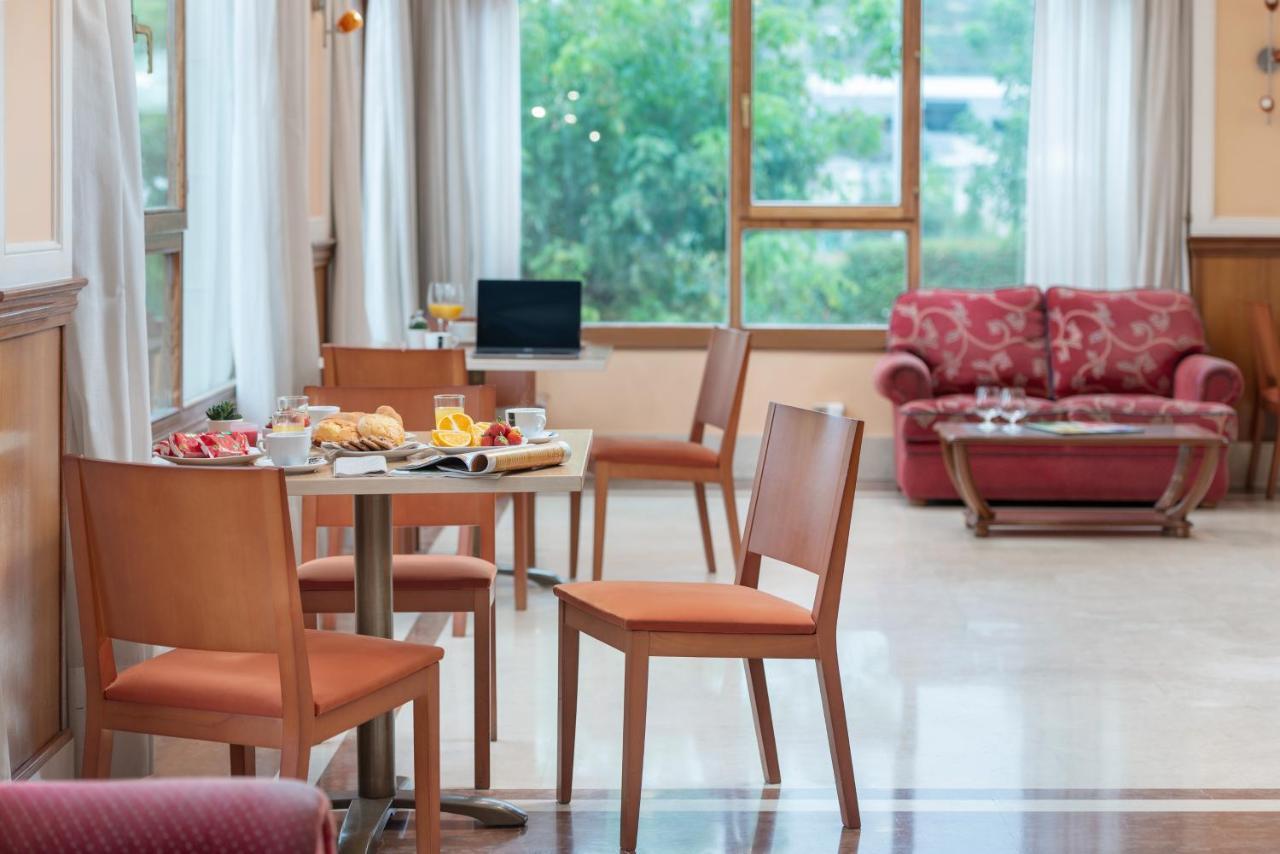 Hospedium Hotel Blu Sondika المظهر الخارجي الصورة