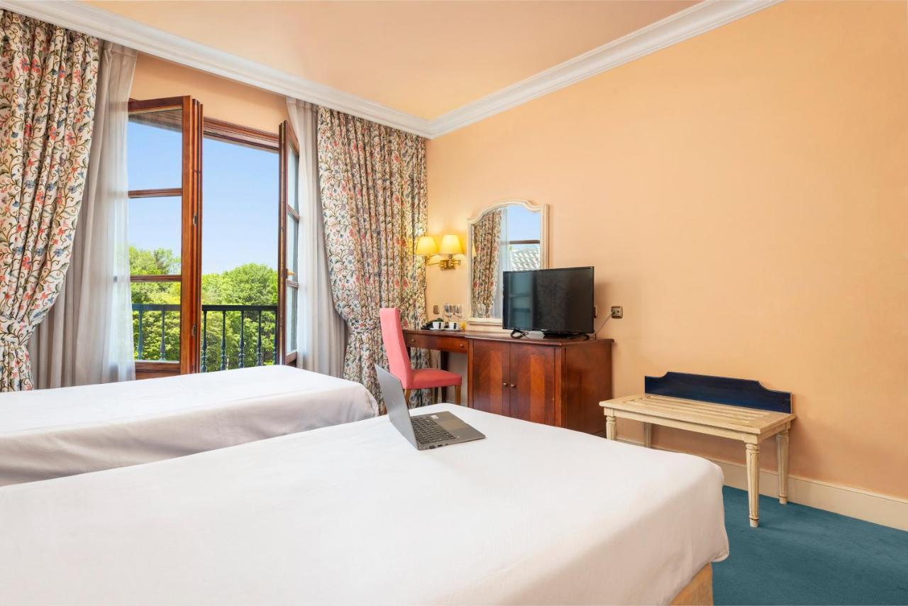Hospedium Hotel Blu Sondika المظهر الخارجي الصورة